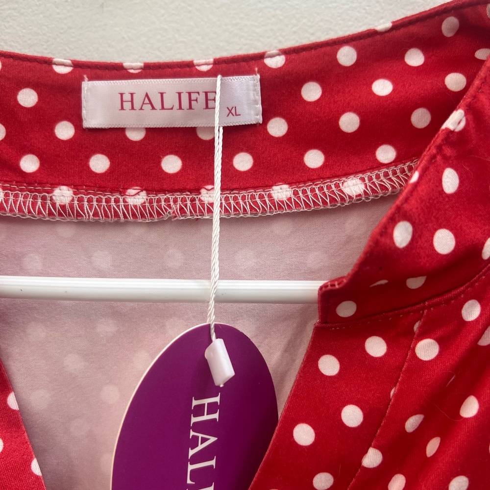 NWT Halife Red Polka Dot Women's Sleeveless Top Size XL - Picture 2 of 4